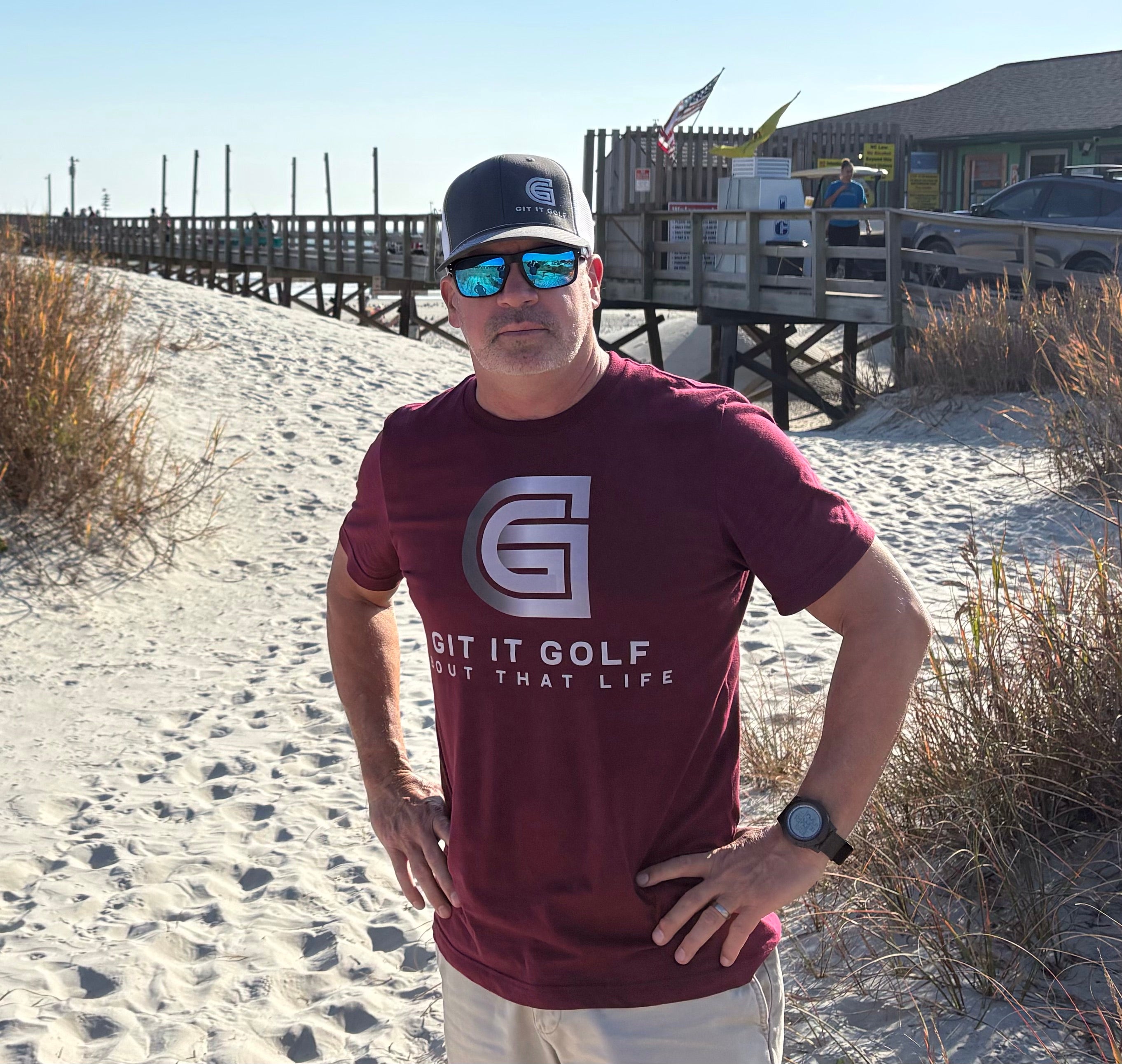 Golf-Themed Unisex Tee, Git It Golf Shirt, Casual Golf Apparel, Sporty Gift for Golf Lovers, Perfect for Golf Outings, Everyday Wear