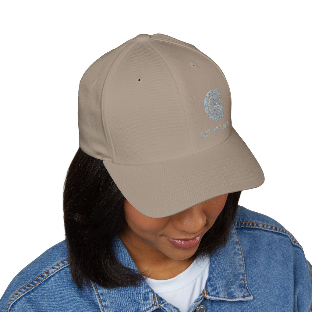 Customized Golf Cap with Embroidery - Perfect for Sports Lovers, Gift for Golfers, Leisure Wear, Embroidered Hat